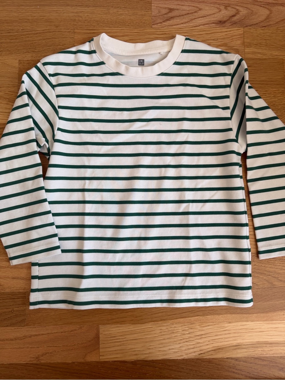 Uniqlo White and Green Striped Long-Sleeve Tee